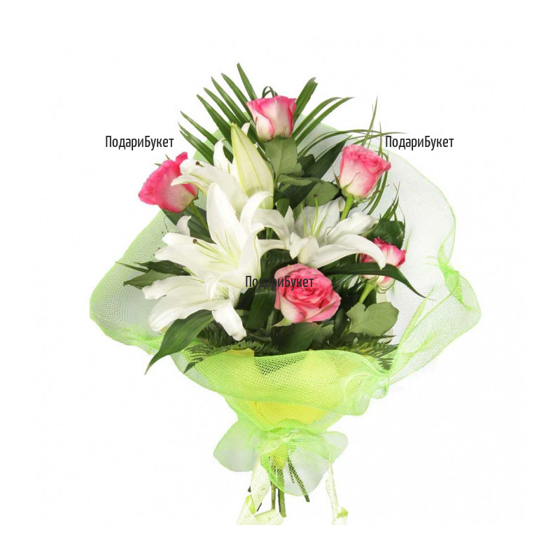 Flower delivery - bouquets of roses. lily and greenery