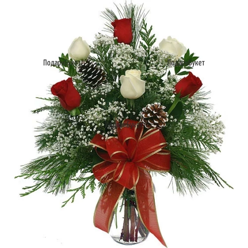 Christmas bouquet of roses and greenery