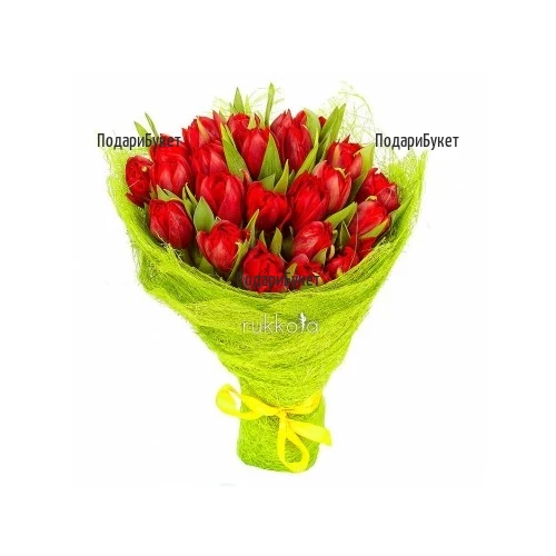 Send romantic bouquet of red tulips