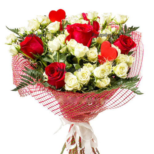 Send bouquet of red and white spray roses
