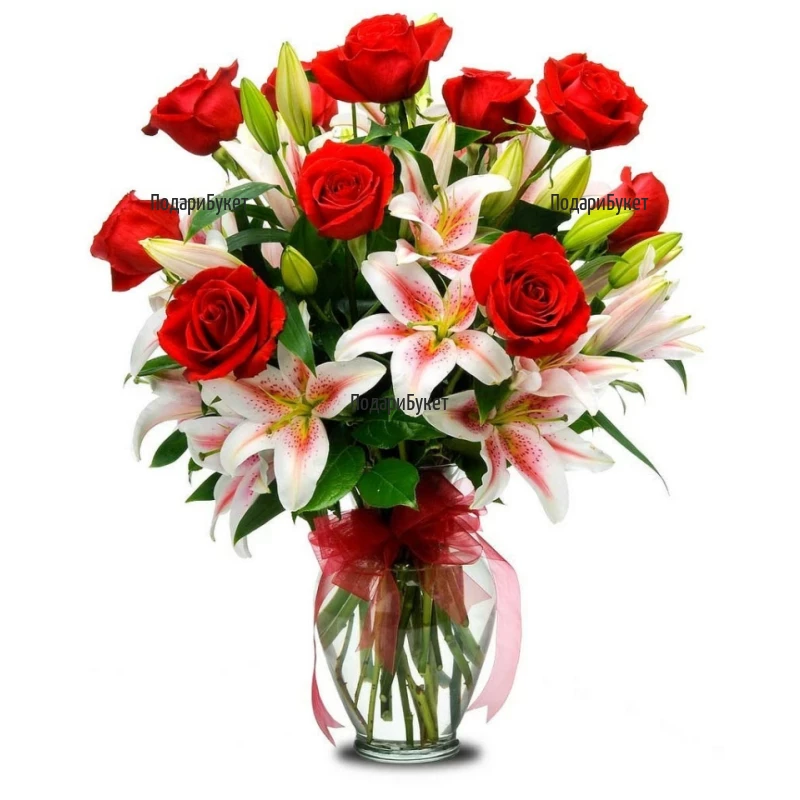 Send bouquet of lilies and roses to Sofia, Plovdiv and throughout the country.