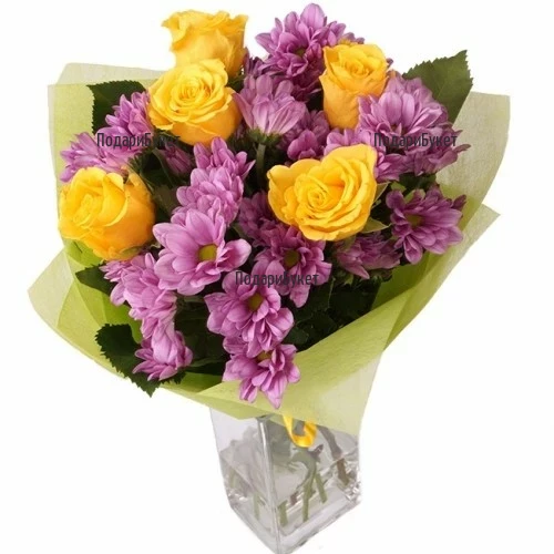 Order online flowers and bouquet of roses and chrysanthemums