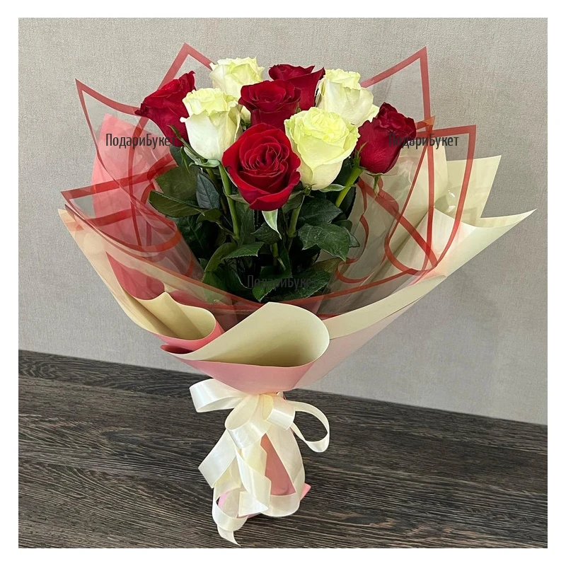 Send a bouquet of white and red roses to Bulgaria